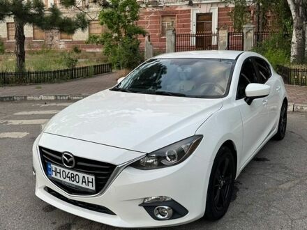 Белый Мазда 3, объемом двигателя 2 л и пробегом 197 тыс. км за 11500 $, фото 1 на Automoto.ua