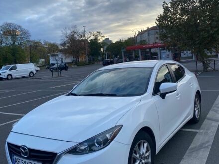 Мазда 3 2016 у Смеле на Automoto.ua Білий Мазда 3, об'ємом двигуна 2 л та пробігом 160 тис. км за 10000 $, фото 1 на Automoto.ua