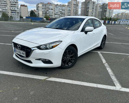 Белый Мазда 3, объемом двигателя 2 л и пробегом 80 тыс. км за 9800 $, фото 1 на Automoto.ua