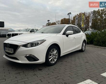 Белый Мазда 3, объемом двигателя 2 л и пробегом 168 тыс. км за 11100 $, фото 1 на Automoto.ua