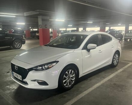 Белый Мазда 3, объемом двигателя 2 л и пробегом 137 тыс. км за 11500 $, фото 1 на Automoto.ua