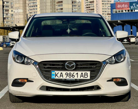 Белый Мазда 3, объемом двигателя 2 л и пробегом 89 тыс. км за 14200 $, фото 1 на Automoto.ua