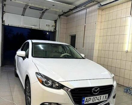 Белый Мазда 3, объемом двигателя 2 л и пробегом 101 тыс. км за 11000 $, фото 1 на Automoto.ua
