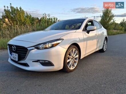 Мазда 3 2017 в Киеве на Automoto.ua Белый Мазда 3, объемом двигателя 2 л и пробегом 193 тыс. км за 12800 $, фото 1 на Automoto.ua