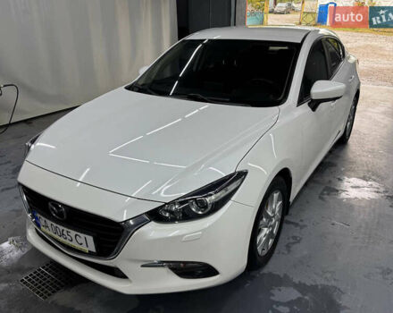 Білий Мазда 3, об'ємом двигуна 1.5 л та пробігом 63 тис. км за 15900 $, фото 1 на Automoto.ua
