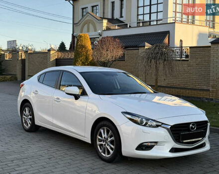 Білий Мазда 3, об'ємом двигуна 1.5 л та пробігом 96 тис. км за 15500 $, фото 1 на Automoto.ua