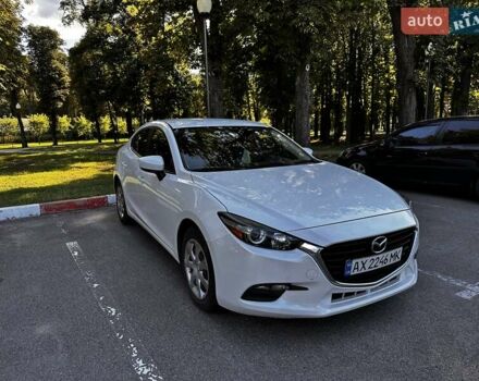 Белый Мазда 3, объемом двигателя 2 л и пробегом 89 тыс. км за 14500 $, фото 1 на Automoto.ua