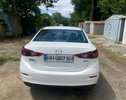 Белый Мазда 3, объемом двигателя 2 л и пробегом 213 тыс. км за 12000 $, фото 1 на Automoto.ua