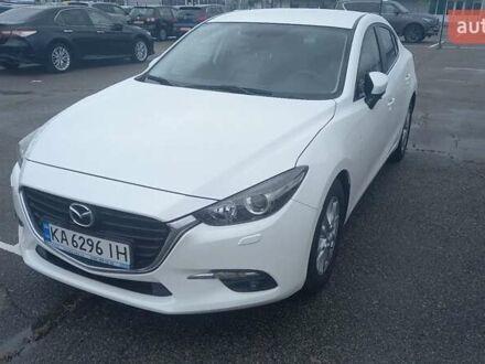 Мазда 3 2017 в Киеве на Automoto.ua Белый Мазда 3, объемом двигателя 1.5 л и пробегом 72 тыс. км за 14980 $, фото 1 на Automoto.ua