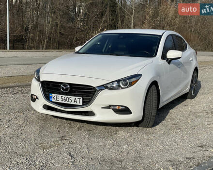 Белый Мазда 3, объемом двигателя 2.5 л и пробегом 63 тыс. км за 14700 $, фото 1 на Automoto.ua