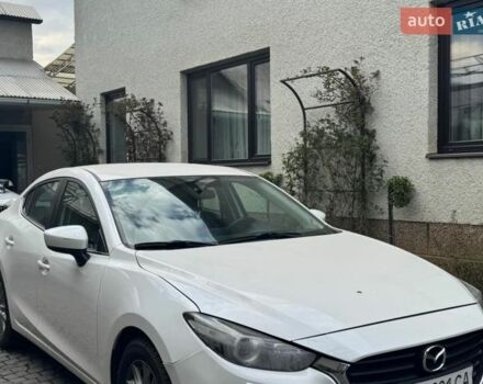 Белый Мазда 3, объемом двигателя 1.5 л и пробегом 170 тыс. км за 13500 $, фото 1 на Automoto.ua