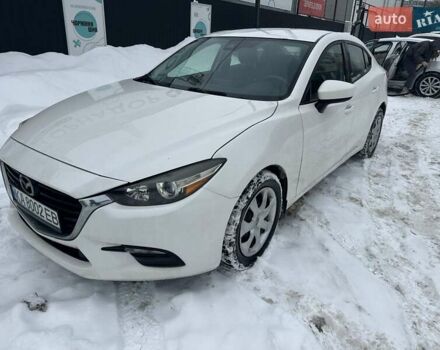 Белый Мазда 3, объемом двигателя 2 л и пробегом 93 тыс. км за 11900 $, фото 1 на Automoto.ua