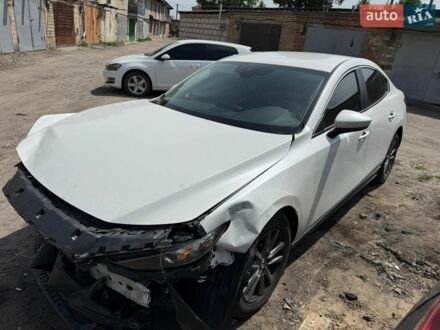 Білий Мазда 3, об'ємом двигуна 1.99 л та пробігом 122 тис. км за 6500 $, фото 1 на Automoto.ua