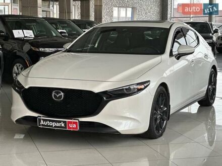 Белый Мазда 3, объемом двигателя 2.5 л и пробегом 57 тыс. км за 16440 $, фото 1 на Automoto.ua