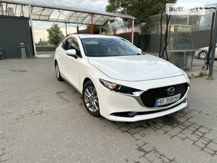 Мазда 3 2019 в Днепре (Днепропетровске) на Automoto.ua Белый Мазда 3, объемом двигателя 2.5 л и пробегом 23 тыс. км за 17500 $, фото 1 на Automoto.ua