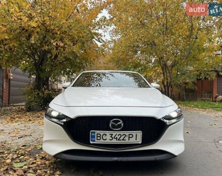Мазда 3 2019 у Одесі на Automoto.ua Білий Мазда 3, об'ємом двигуна 2.49 л та пробігом 86 тис. км за 14000 $, фото 1 на Automoto.ua