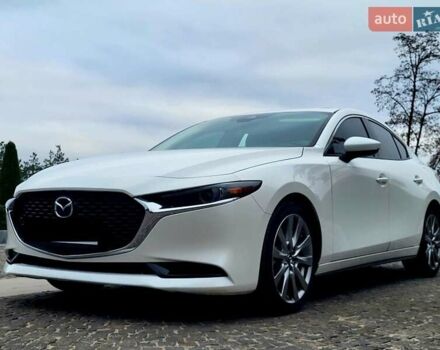 Белый Мазда 3, объемом двигателя 2.49 л и пробегом 18 тыс. км за 18500 $, фото 1 на Automoto.ua