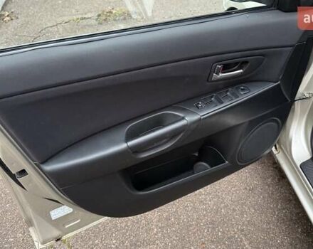 Бежевый Мазда 3, объемом двигателя 1.6 л и пробегом 262 тыс. км за 4250 $, фото 11 на Automoto.ua