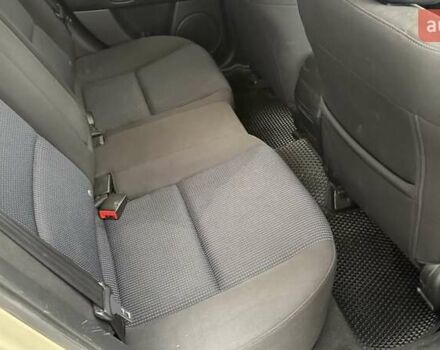 Бежевый Мазда 3, объемом двигателя 1.6 л и пробегом 262 тыс. км за 4250 $, фото 21 на Automoto.ua