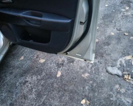 Бежевий Мазда 3, об'ємом двигуна 1.6 л та пробігом 265 тис. км за 3350 $, фото 9 на Automoto.ua