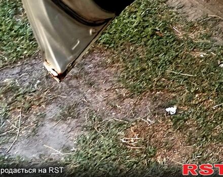 Бежевый Мазда 3, объемом двигателя 1.6 л и пробегом 235 тыс. км за 4500 $, фото 8 на Automoto.ua