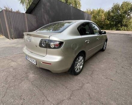 Бежевий Мазда 3, об'ємом двигуна 1.6 л та пробігом 250 тис. км за 4600 $, фото 3 на Automoto.ua