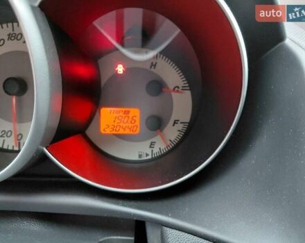 Бежевый Мазда 3, объемом двигателя 1.6 л и пробегом 230 тыс. км за 5200 $, фото 13 на Automoto.ua