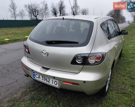 Бежевый Мазда 3, объемом двигателя 1.6 л и пробегом 230 тыс. км за 5200 $, фото 3 на Automoto.ua