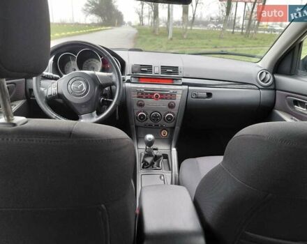 Бежевый Мазда 3, объемом двигателя 1.6 л и пробегом 230 тыс. км за 5200 $, фото 10 на Automoto.ua