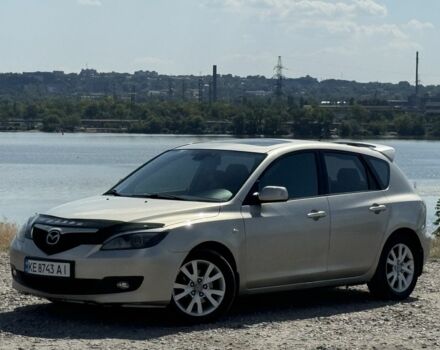 Бежевый Мазда 3, объемом двигателя 1.6 л и пробегом 250 тыс. км за 3950 $, фото 1 на Automoto.ua