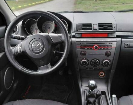 Бежевый Мазда 3, объемом двигателя 1.6 л и пробегом 230 тыс. км за 5200 $, фото 11 на Automoto.ua