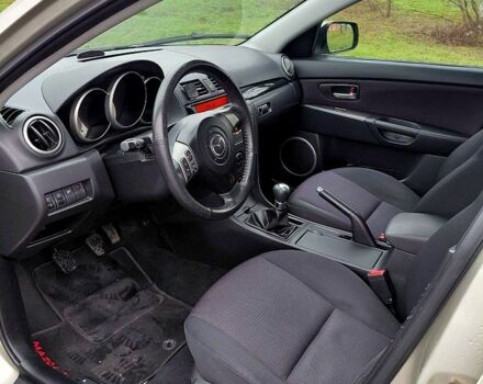 Бежевый Мазда 3, объемом двигателя 1.6 л и пробегом 230 тыс. км за 5200 $, фото 6 на Automoto.ua