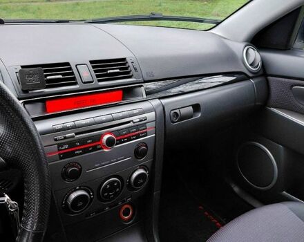 Бежевый Мазда 3, объемом двигателя 1.6 л и пробегом 230 тыс. км за 5200 $, фото 8 на Automoto.ua