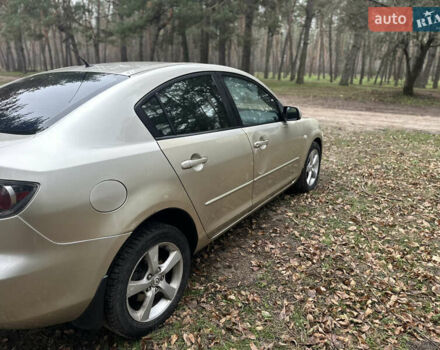 Бежевий Мазда 3, об'ємом двигуна 1.6 л та пробігом 252 тис. км за 4000 $, фото 2 на Automoto.ua