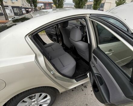 Бежевий Мазда 3, об'ємом двигуна 1.6 л та пробігом 116 тис. км за 5100 $, фото 8 на Automoto.ua