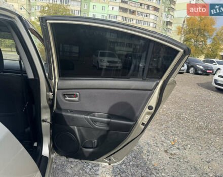 Мазда 3 2006 у Полтаві на Automoto.ua Бежевий Мазда 3, об'ємом двигуна 1.6 л та пробігом 193 тис. км за 6500 $, фото 25 на Automoto.ua
