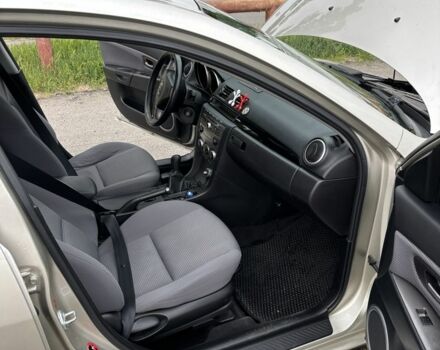 Бежевий Мазда 3, об'ємом двигуна 1.6 л та пробігом 116 тис. км за 5100 $, фото 7 на Automoto.ua