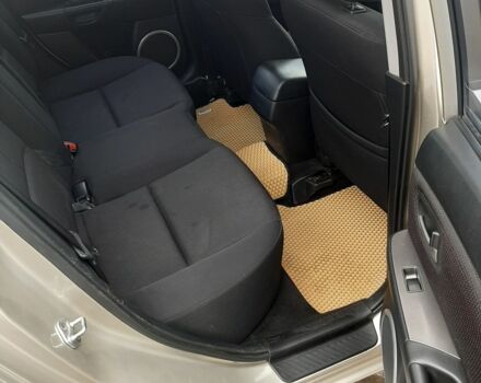 Бежевий Мазда 3, об'ємом двигуна 1.6 л та пробігом 226 тис. км за 5900 $, фото 4 на Automoto.ua