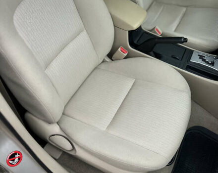 Бежевый Мазда 3, объемом двигателя 1.6 л и пробегом 135 тыс. км за 5199 $, фото 49 на Automoto.ua