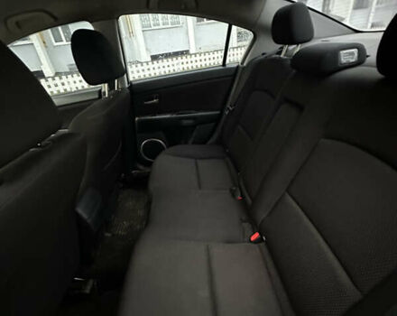 Бежевый Мазда 3, объемом двигателя 1.6 л и пробегом 350 тыс. км за 3700 $, фото 5 на Automoto.ua