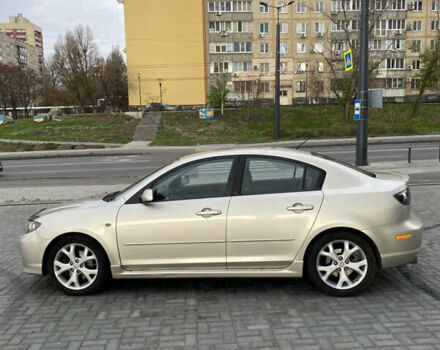 Бежевый Мазда 3, объемом двигателя 2 л и пробегом 214 тыс. км за 4750 $, фото 4 на Automoto.ua