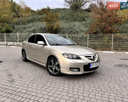 Бежевый Мазда 3, объемом двигателя 2 л и пробегом 184 тыс. км за 6300 $, фото 1 на Automoto.ua