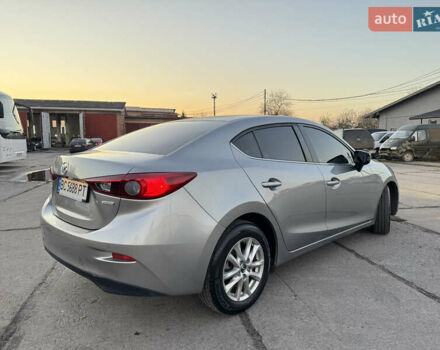 Бежевый Мазда 3, объемом двигателя 2 л и пробегом 200 тыс. км за 10000 $, фото 3 на Automoto.ua