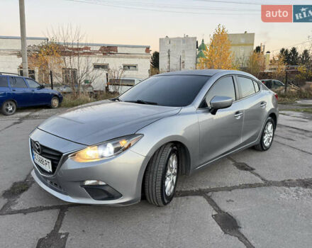 Бежевый Мазда 3, объемом двигателя 2 л и пробегом 200 тыс. км за 10000 $, фото 6 на Automoto.ua