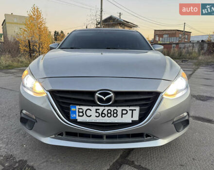 Бежевый Мазда 3, объемом двигателя 2 л и пробегом 200 тыс. км за 10000 $, фото 7 на Automoto.ua