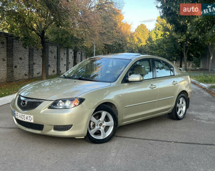 Бежевий Мазда 3, об'ємом двигуна 2 л та пробігом 200 тис. км за 4100 $, фото 1 на Automoto.ua
