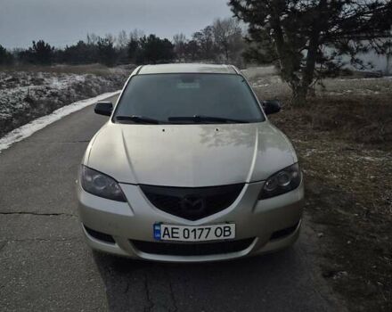 Бежевый Мазда 3, объемом двигателя 1.6 л и пробегом 306 тыс. км за 4500 $, фото 1 на Automoto.ua