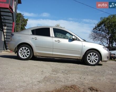 Бежевый Мазда 3, объемом двигателя 1.6 л и пробегом 335 тыс. км за 4500 $, фото 1 на Automoto.ua