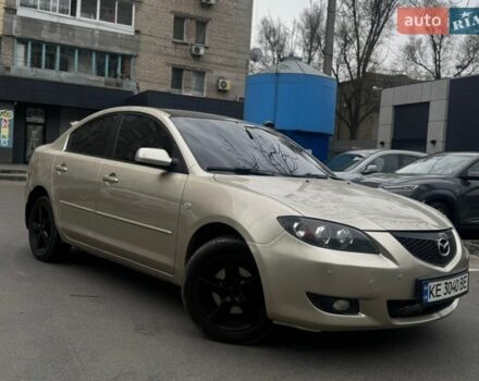Бежевый Мазда 3, объемом двигателя 1.6 л и пробегом 258 тыс. км за 5000 $, фото 1 на Automoto.ua