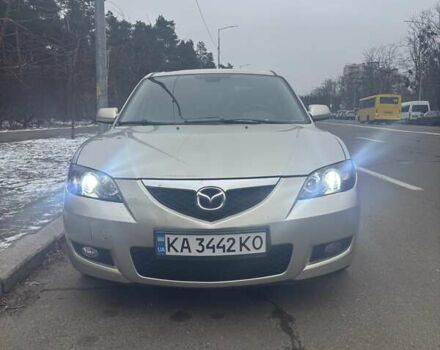 Бежевый Мазда 3, объемом двигателя 1.6 л и пробегом 198 тыс. км за 5300 $, фото 1 на Automoto.ua